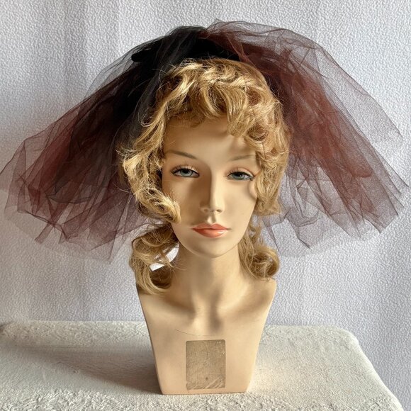 1960s Black Velvet Hat w/ Brown Netting Mob Wife Widow - Picture 1 of 9